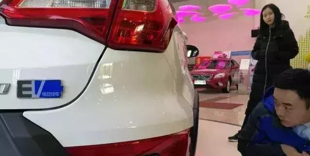 今天起，你在路上遇到這樣的車牌，千萬別驚訝！