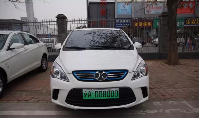 今天起，你在路上遇到這樣的車牌，千萬別驚訝！