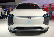 眾泰全新概念車i-across亮相 支持人臉識別