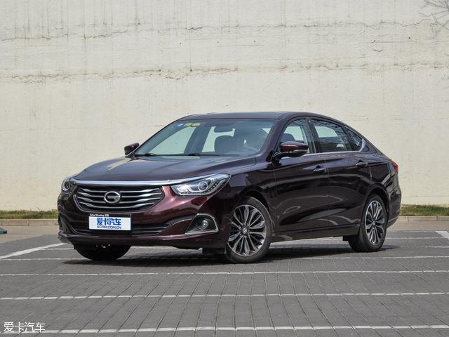 中國品牌轎車誰更強(qiáng) 紅旗H5競品對比