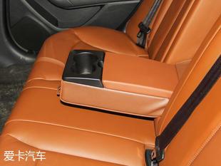 中國品牌轎車誰更強(qiáng) 紅旗H5競品對比