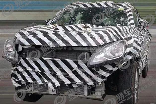 長安CS85測試車諜照曝光 定位跨界轎跑SUV