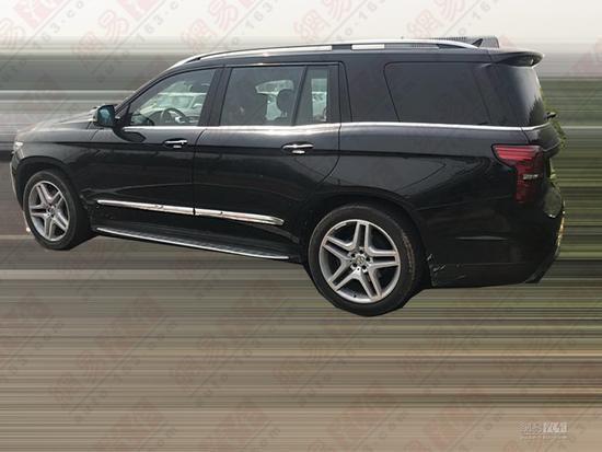 北汽BJ90民用版實車諜照曝光 搭載4.0T發動機