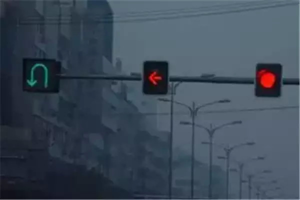綠燈掉頭一樣扣分，這些路況一定要小心