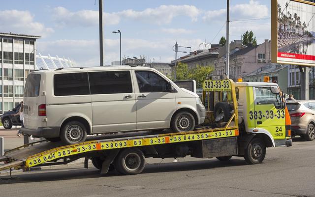 如果自動擋汽車打不著火了該車怎么辦
