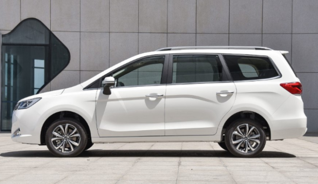 新車,MPV