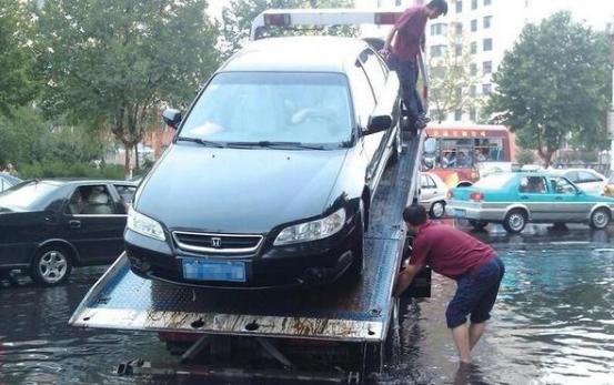 下雨開車注意事項你學到了嗎 雨天用車技巧