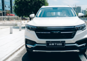 眾泰T500以絕對優勢，優勝寶駿530