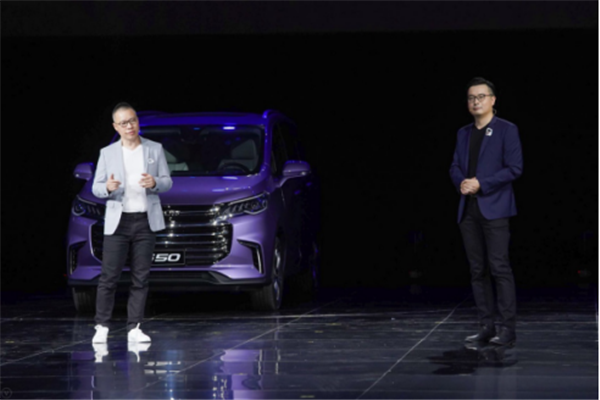 黑科技，上汽大通C2B智能定制2.0,黑科技MPV上汽大通C2B，上汽大通G50