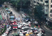 阻擋救火通道慘遭剮蹭、罰款？違停車主就差一個“停車神器