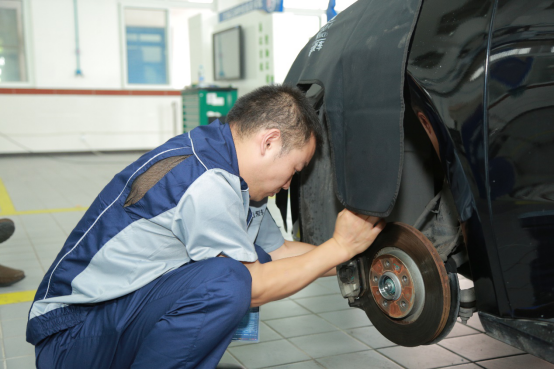 2018殼牌喜力杯考拉愛(ài)車(chē)技能大賽：安全用車(chē) 樂(lè)林剎車(chē)片更換賽522.png