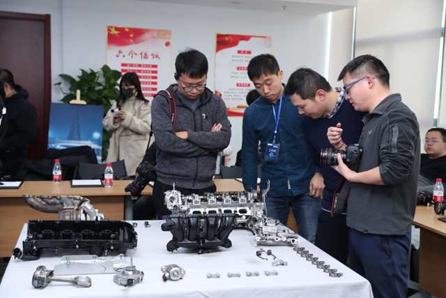 鑒證“芯”時代，揭秘東風風神2020款AX7十年質保的自信