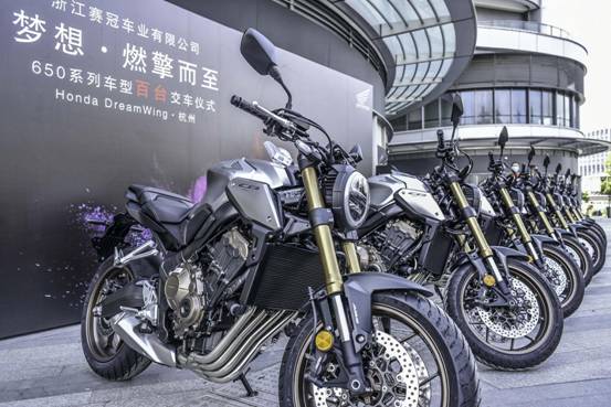 3交車儀式陳列 (4)