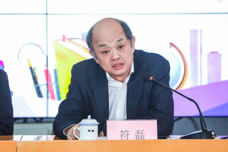 福建奔馳黨委書記、執行副總裁符磊致辭
