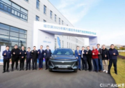 助力冰城第9屆亞冬會綠色出行——吉利控股950輛亞冬服務(wù)用車昨日出征哈爾濱