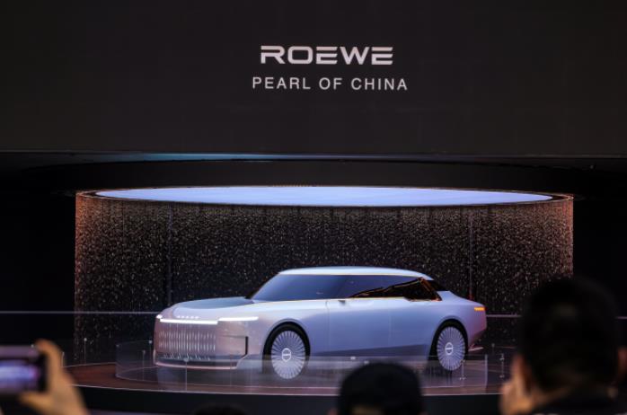 榮威品牌煥新，豪車美學、AI賦能滿足美好出行的所有想象