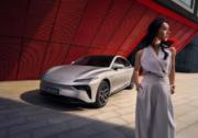 2025款東風奕派007 超高顏值同級無對手，操控精準更帶勁！