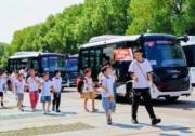 體驗自動駕駛魅力！258名少年參加蘇州金龍暑期研學游活動